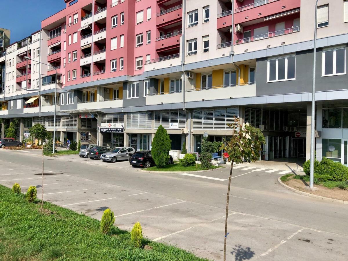 Tamis Kapija Apartment Pančevo Exteriör bild